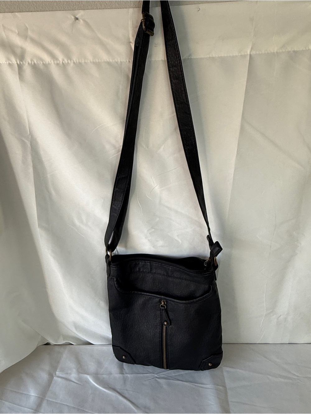Bueno Crossbody Bag